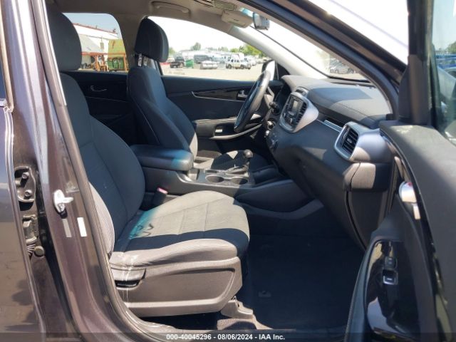 5XYPGDA59HG234655 KIA Sorento 3.3l Lx