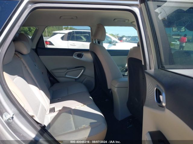 KNDJ23AU9P7857646 KIA SOUL LX