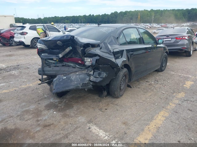 3VW267AJ5GM273429 Volkswagen Jetta 1.4t S