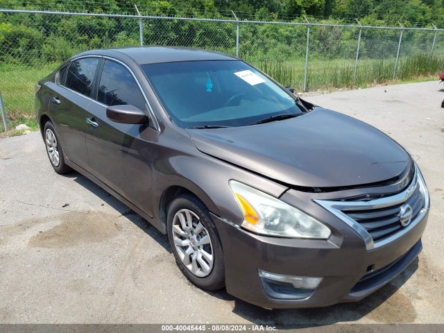 Nissan Altima 2.5 S 2014 1N4AL3AP4EN223859 Image 1