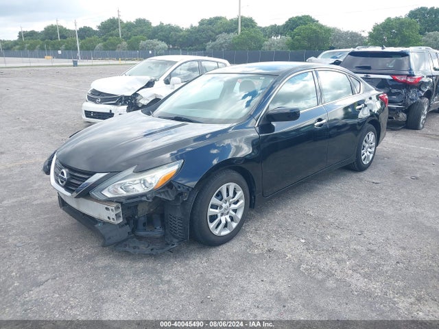 Nissan Altima 2.5 S 2017 1N4AL3AP3HN362871 Image 2