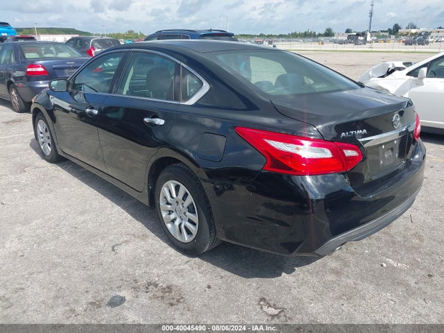 Nissan Altima 2.5 S 2017 1N4AL3AP3HN362871 Image 3