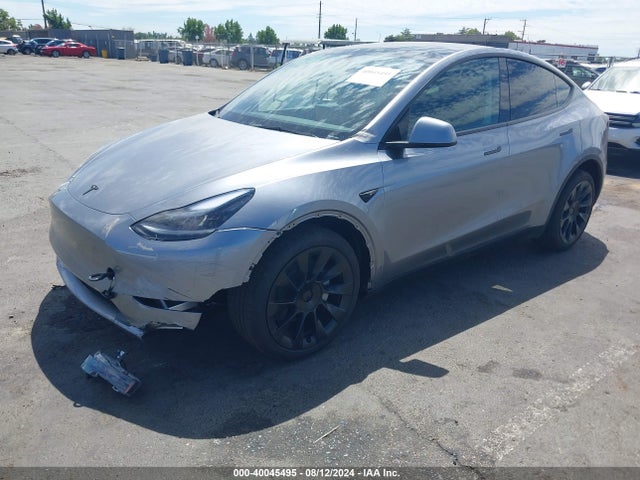 2024 TESLA MODEL Y 7SAYGDEE4RA299825 Photo 1
