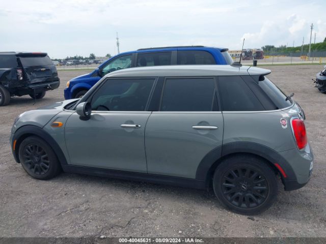WMWXU1C38H2F77907 Mini Hardtop Cooper
