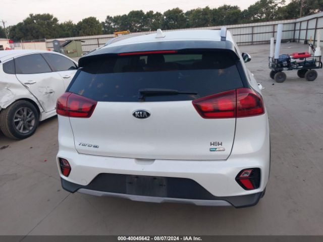 KNDCB3LC6L5420402 KIA NIRO LX