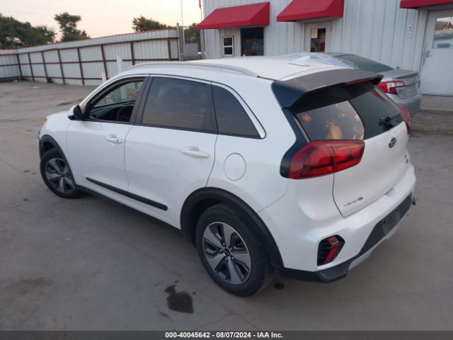 KNDCB3LC6L5420402 KIA NIRO LX