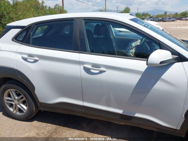 KM8K12AA2KU202077 Hyundai Kona Se