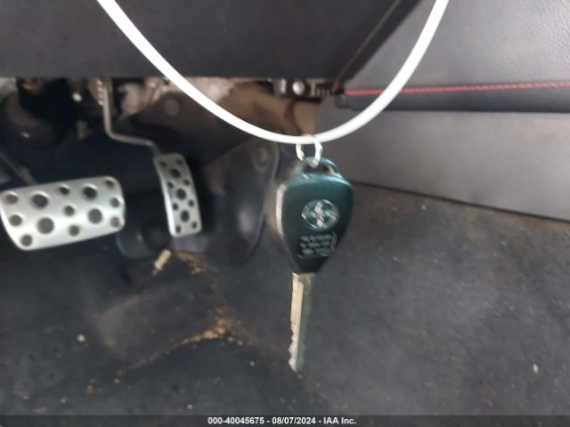 JF1ZNAA12E8701319 Scion FR-S