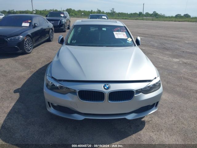 WBA3B1C55FK140740 BMW 320i