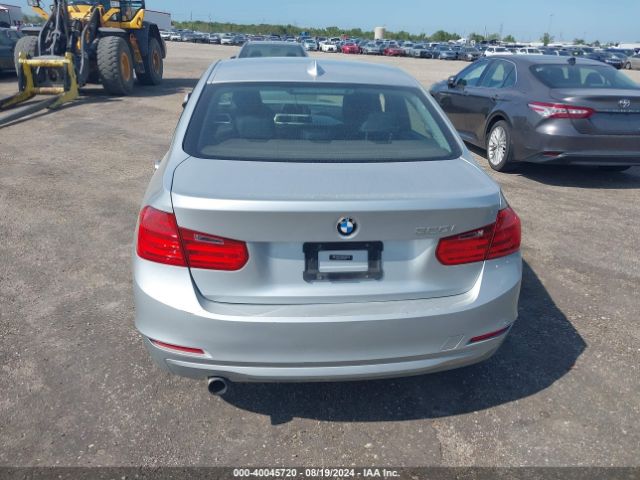WBA3B1C55FK140740 BMW 320i