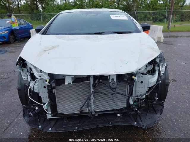 Toyota PRIUS XLE 2024 JTDACAAU1R3025195 Image 13