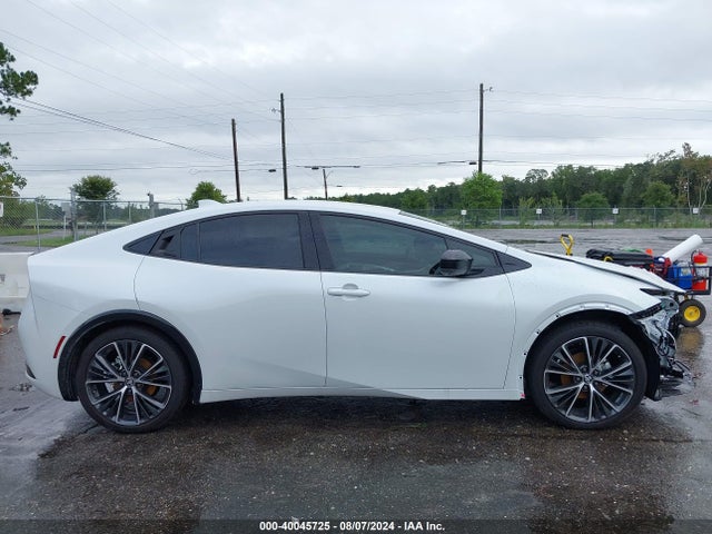Toyota PRIUS XLE 2024 JTDACAAU1R3025195 Image 14