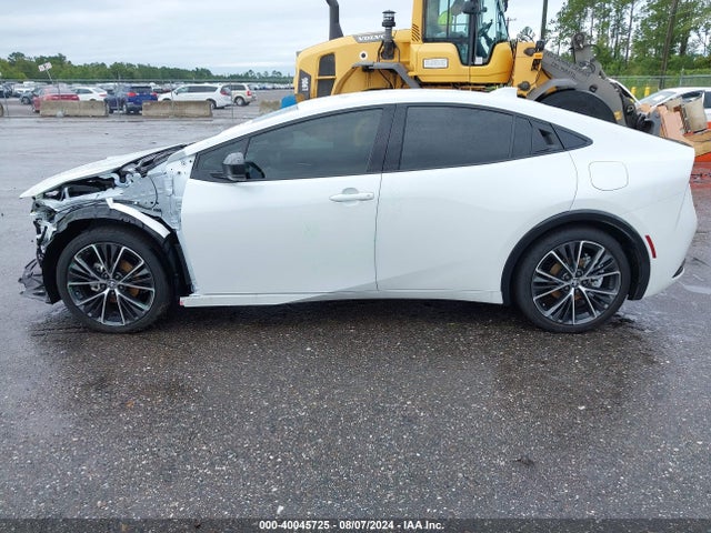 Toyota PRIUS XLE 2024 JTDACAAU1R3025195 Image 15