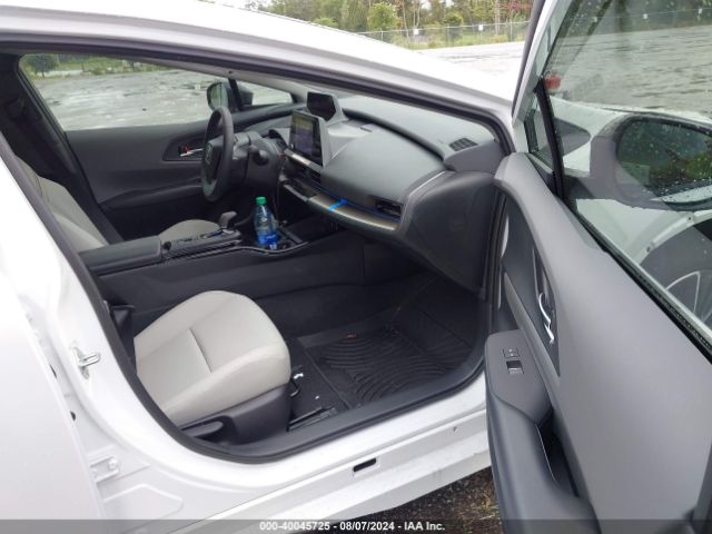 2024 TOYOTA PRIUS JTDACAAU1R3025195 Photo 4