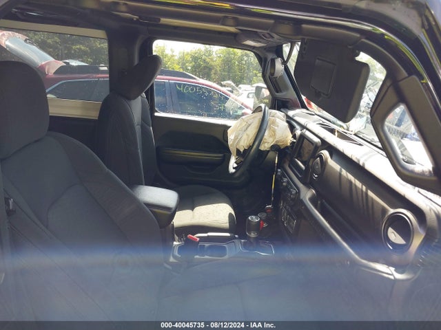 1C4GJXAG5KW679375 Jeep Wrangler Sport S 4x4