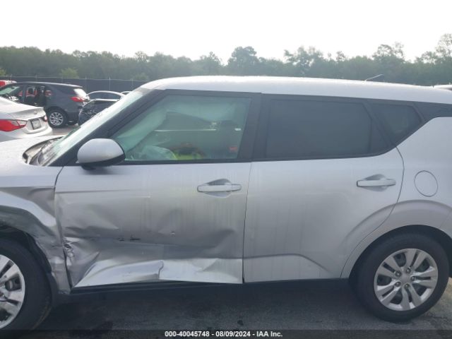 KNDJ23AU3L7005562 KIA SOUL LX