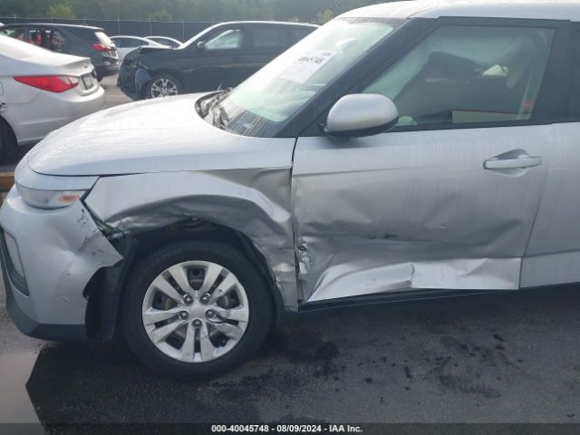 KNDJ23AU3L7005562 KIA SOUL LX