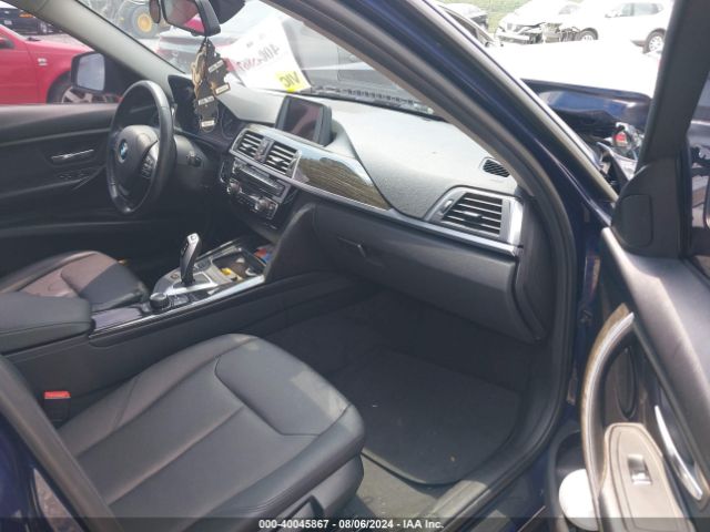 WBA8E5G38HNU43557 BMW 320i Xdrive