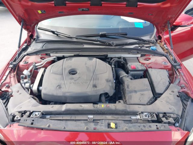 7JR102FK5LG041875 Volvo S60 T5 Momentum