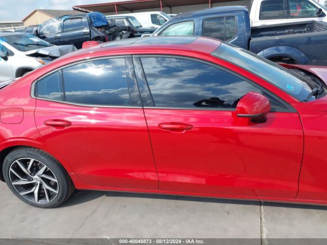 7JR102FK5LG041875 Volvo S60 T5 Momentum