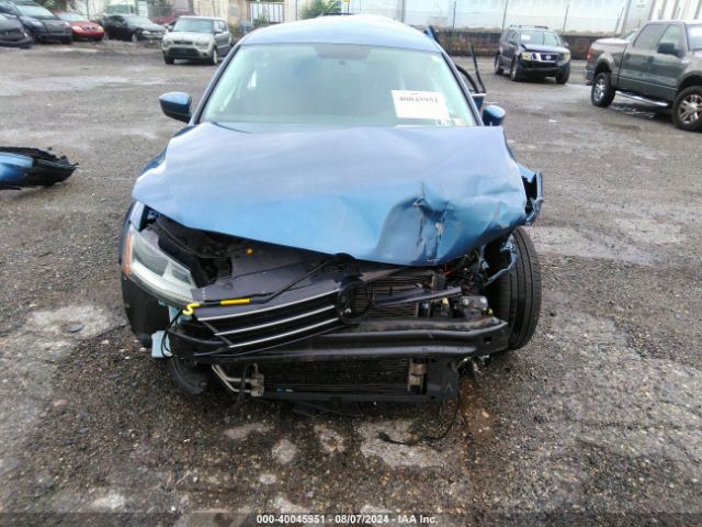 3VW2B7AJ9HM212906 Volkswagen Jetta 1.4t S