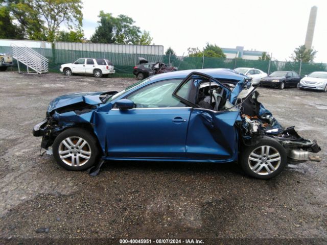 3VW2B7AJ9HM212906 Volkswagen Jetta 1.4t S
