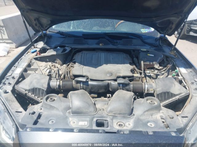 2016 JAGUAR XJ SAJWA1CE7GMV94143 Photo 9