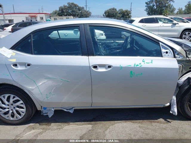 Toyota COROLLA LE 2018 5YFBURHE6JP837697 Image 14