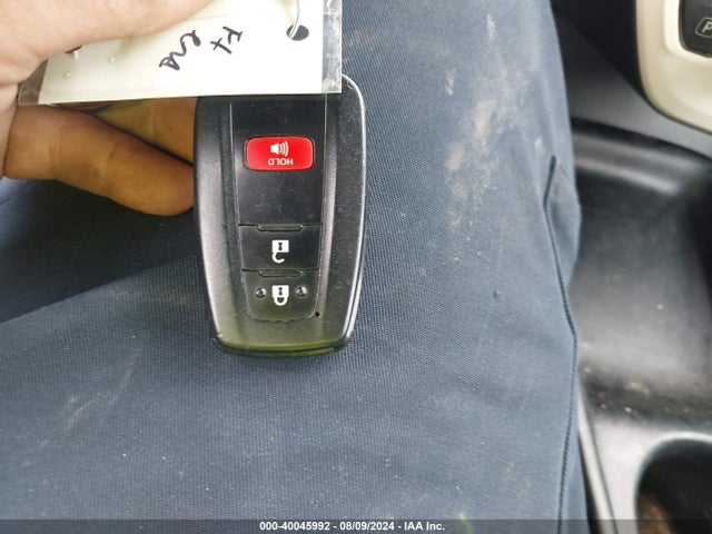 Toyota Prius Two 2017 JTDKBRFU7H3032424 Image 11