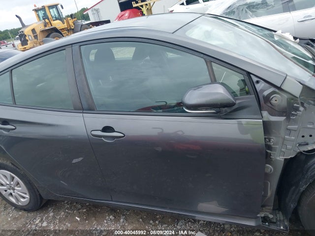 Toyota Prius Two 2017 JTDKBRFU7H3032424 Image 14