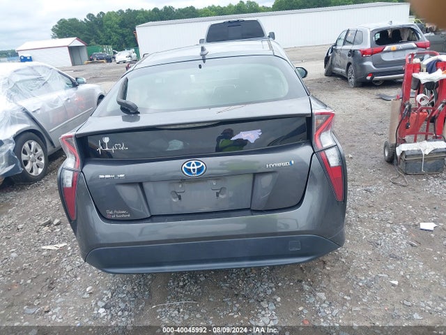 Toyota Prius Two 2017 JTDKBRFU7H3032424 Image 17