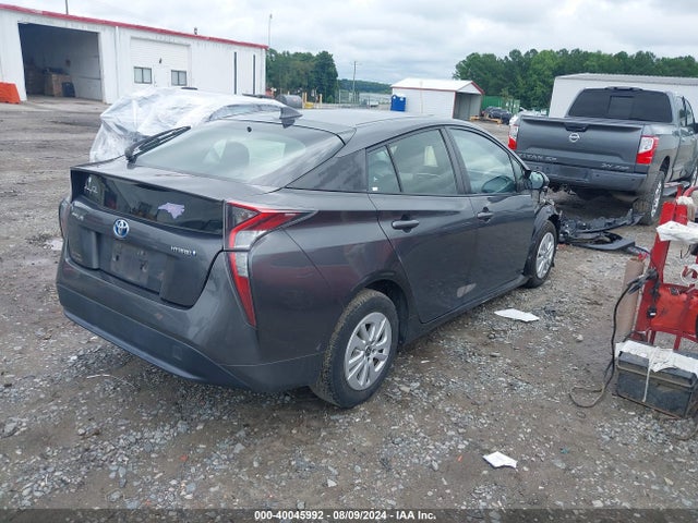 Toyota Prius Two 2017 JTDKBRFU7H3032424 Image 4
