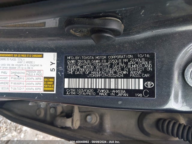 Toyota Prius Two 2017 JTDKBRFU7H3032424 Image 9