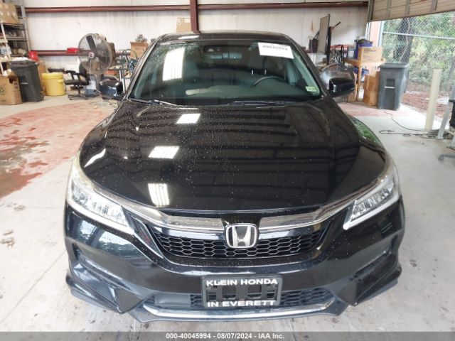 1HGCR3F92HA032319 Honda Accord Touring V6