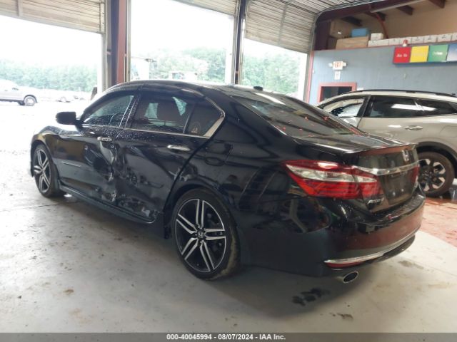 1HGCR3F92HA032319 Honda Accord Touring V6