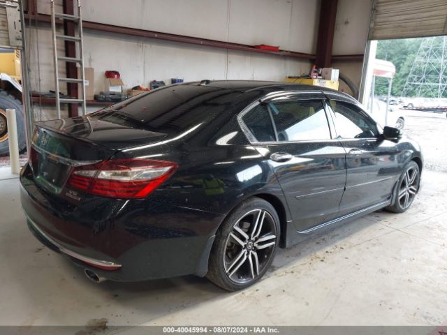 1HGCR3F92HA032319 Honda Accord Touring V6