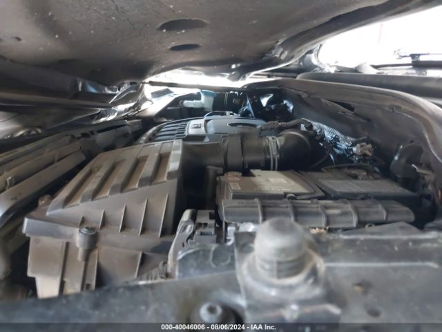 3VV1B7AX8KM147817 Volkswagen Tiguan 2.0t S