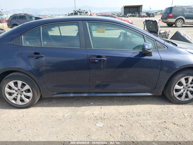 Toyota COROLLA LE 2022 5YFEPMAEXNP339672 Image 13