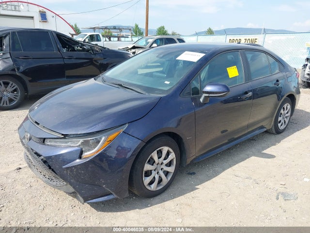Toyota COROLLA LE 2022 5YFEPMAEXNP339672 Image 2