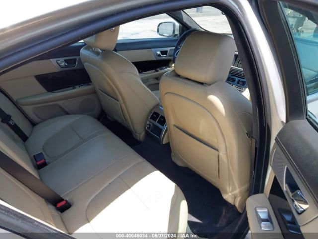 2014 JAGUAR XF SAJWA0EX4E8U17743 Photo 7