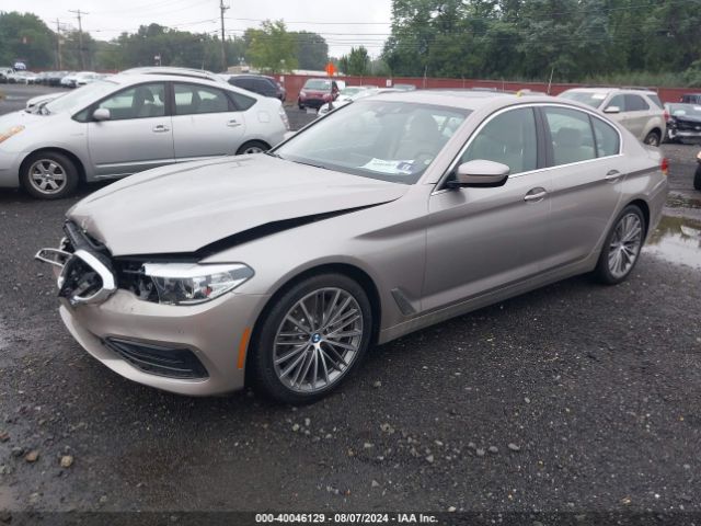WBAJA7C51KWW32343 BMW 530i Xdrive