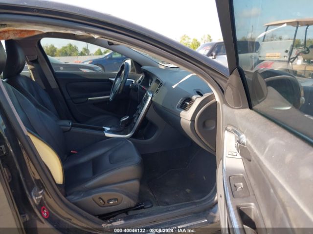 YV140MFB2F2307632 Volvo S60 T5 Premier