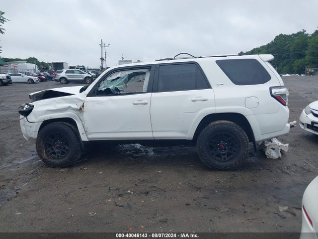 Toyota 4runner Sr5 Premium 2020 JTEBU5JR4L5743190 Image 14