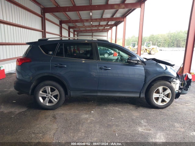 2T3RFREV5EW201376 Toyota Rav4 Xle