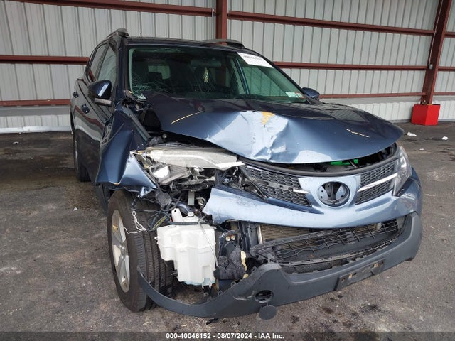 2T3RFREV5EW201376 Toyota Rav4 Xle
