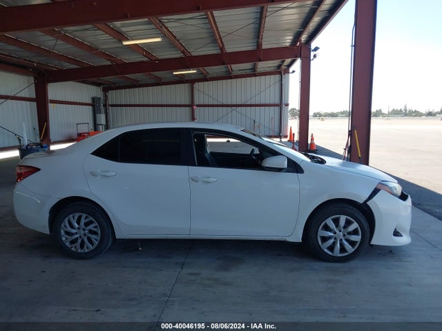 Toyota COROLLA LE 2019 5YFBURHE6KP867056 Image 13
