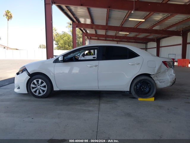 Toyota COROLLA LE 2019 5YFBURHE6KP867056 Image 14