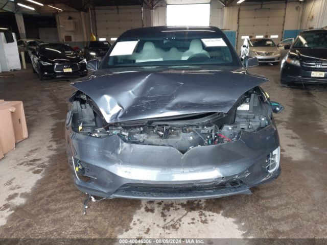 5YJXCDE2XJF100858 Tesla Model X 100d/75d/p100d