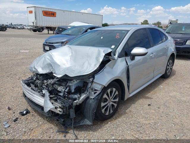 Toyota Corolla Hybrid Le 2022 JTDEAMDEXN3007284 Image 2
