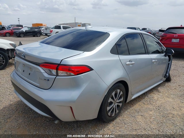 Toyota Corolla Hybrid Le 2022 JTDEAMDEXN3007284 Image 4